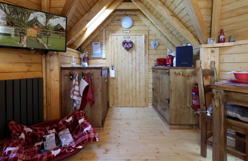 Kirkmichael House | Elsay May Luxury Lodges Exclusively for Couples Over 25yrs and Dog Friendly