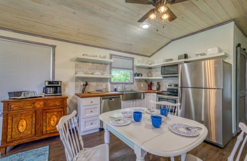 Rogersville Cabin | Elsie Mae's Place - Peaceful Acres