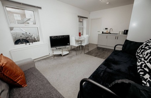 Uxbridge South Apartment | Elthorne Luxury Apartments EL2