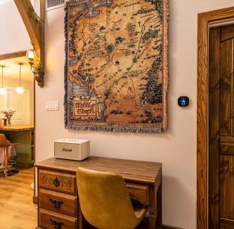 Decker Prairie House | Elvenstar Lodge