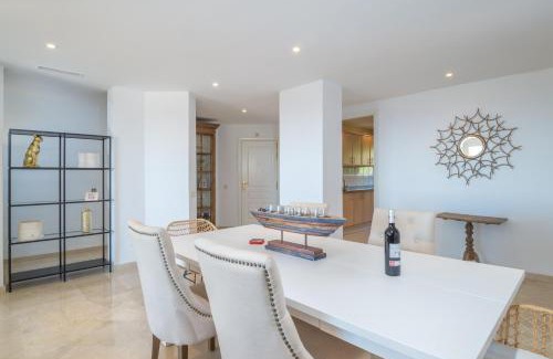 Elviria Apartment | Elveria Hills excellent views