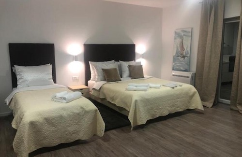 Velika Gorica House | Elvis Rooms Airport