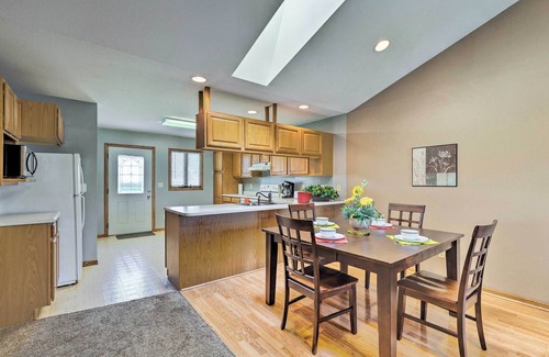 Elwood House | Elwood Townhome w/Patio - 7 Mi to Johnson Lake