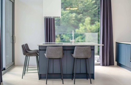 Yeosu Resort | Ely Stay Yeosu