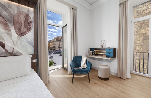 Sorrento City Centre House | Elys Suites