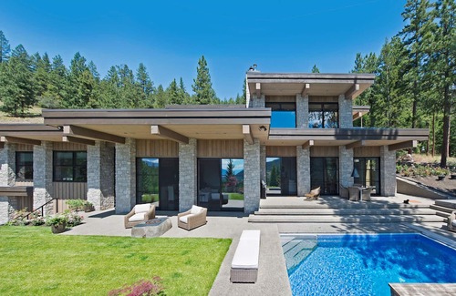 Okanagan Valley House | Elysian | Exclusive Privacy, Pool & Hot Tub