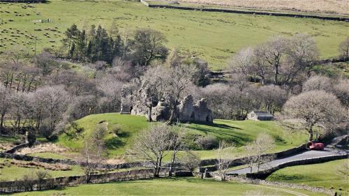 Outhgill House | Elysian Fields @ Ing Hill Lodge