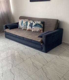 Aparecida Apartment | Em 5 minutos a pé tá na praia e no Shopping Praiamar Corporate, 2 quartos com ar condicionado, 2 banheiros, portaria 24 horas, elevador, 1 vaga carro gratuita, wi-fi, pets ok, enxoval, horário flexível!