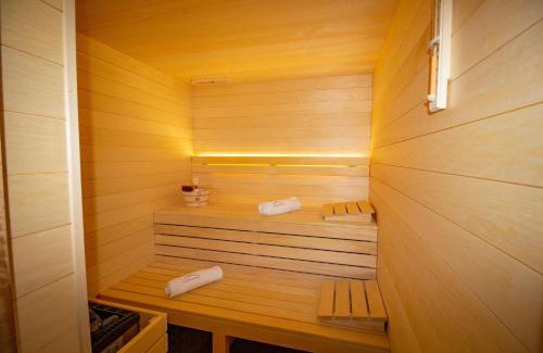 Ostrowsko Villa | EM Gorce Resort komfortowe domki z sauną i jacuzzi