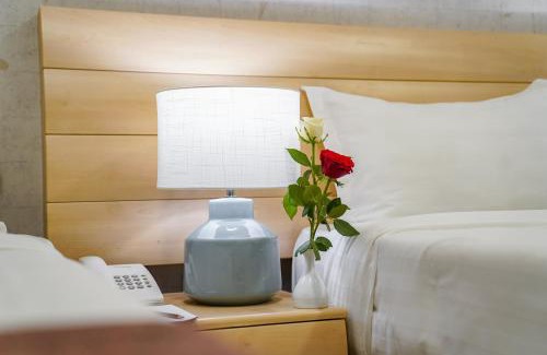 Al Aziziyah Hotel | Emaar Al Noor