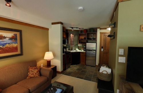 East Kootenay Cabin | Embarc Panorama