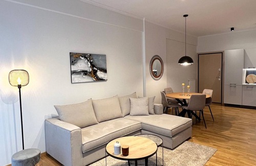 Ampelokipoi Apartment | Embassy Apartment - B2