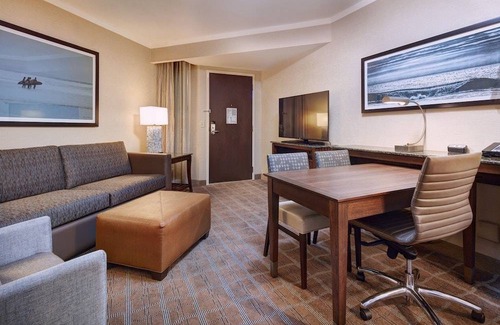 University City Hotel | Embassy Suites by Hilton San Diego La Jolla 2 Room Suite - 2 Double Beds - 1 Bedroom