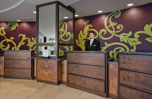 Downtown Buffalo Hotel | Embassy Suites Buffalo