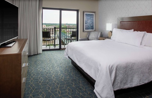 Grand Rapids Hotel | Embassy Suites by Hilton Grand Rapids Downtown,MI