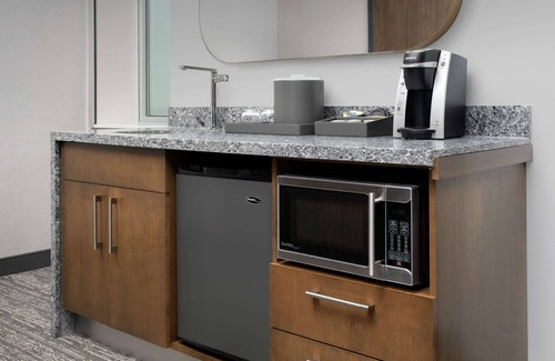 Downtown Knoxville Hotel | Embassy Suites by Hilton Knoxville Downtown