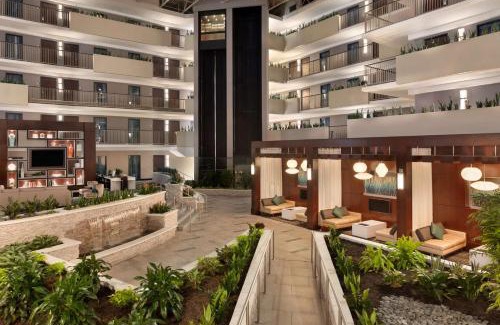 College Park Hotel | Embassy Suites by Hilton Atlanta Airport