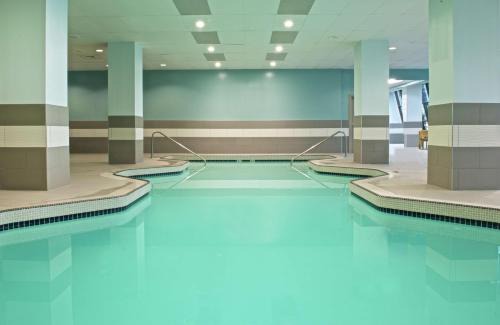 Tigard Hotel | Embassy Suites by Hilton Portland Tigard