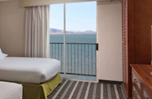Burlingame Hotel | Embassy Suites by Hilton San Francisco Airport Waterfront