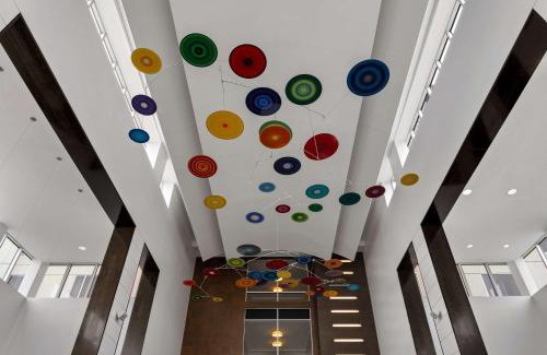 Elizabeth Hotel | Embassy Suites by Hilton Newark Airport