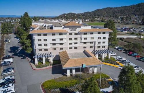San Rafael Hotel | Embassy Suites by Hilton San Rafael Marin County