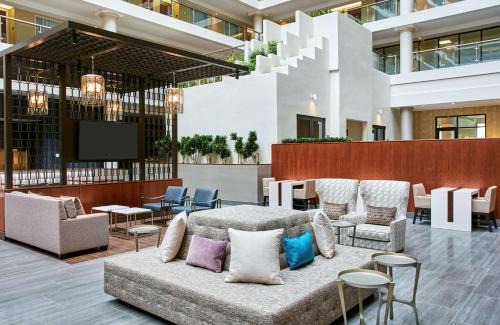West End Hotel | Embassy Suites by Hilton Washington D.C. Georgetown