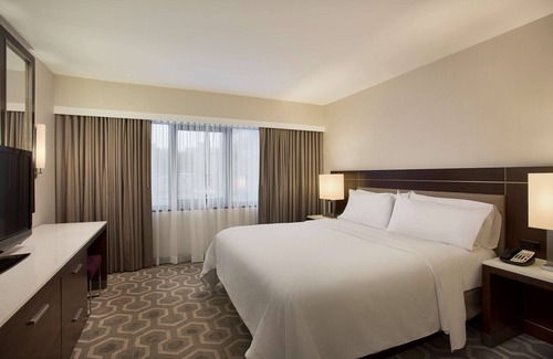 West End Hotel | Embassy Suites by Hilton Washington DC Georgetown