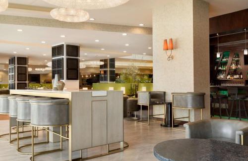 Downtown Hotel | Embassy Suites Los Angeles Glendale