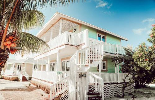 Staniel Cay Hotel | EMBRACE Resort