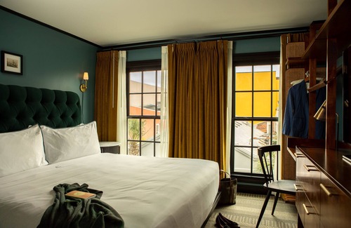 Charleston Historic District Hotel | Emeline