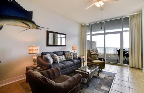 Galveston Apartment | Emerald 1111