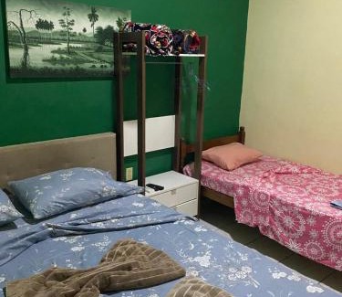 Georgetown Apartment | EMERALD APARTMENTS INC