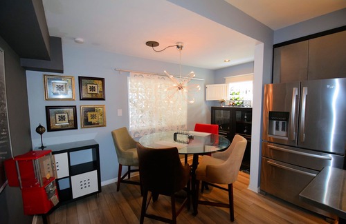 Del Mar House | Emerald Bay Walk & Cole Park Casa de Joy Uno