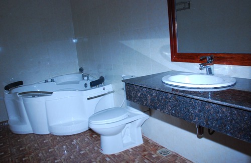 Svay Pao Hotel | Emerald BB Battambang Hotel