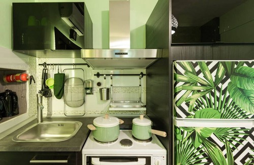 Thessaloniki City Centre Apartment | Emerald central luxury mini suite