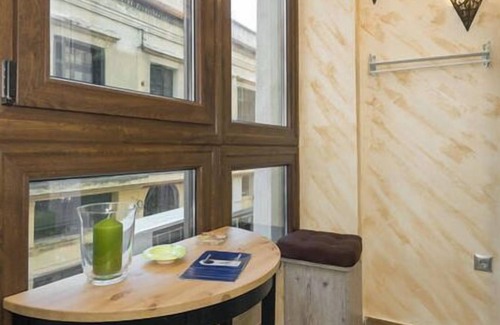 Thessaloniki City Centre Apartment | Emerald central luxury mini suite