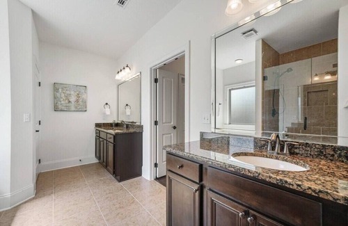 Gulfview Heights House | "Emerald Escape" - Pool, 6-Seater Golf Cart, 4 Beach Cruisers