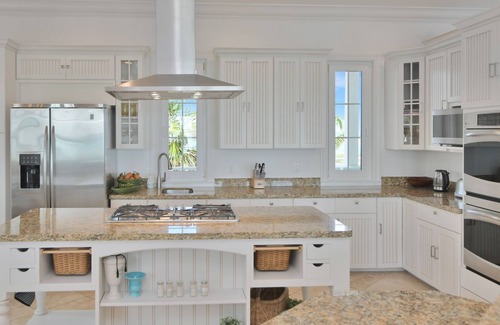 Rokers Point House | Emerald Escape Vacation Home