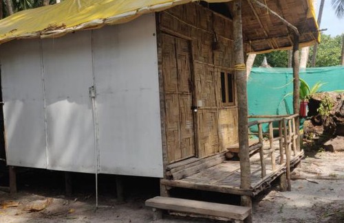 Havelock Island Cabin | Emerald Gecko
