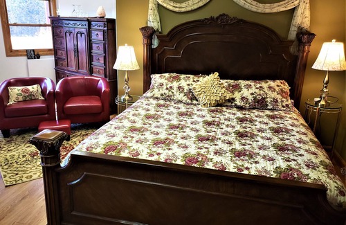 Rapid City Bed & Breakfast | Emerald Hills B&B