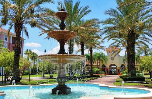 Florida Central Atlantic Coast Villa | Emerald Isle