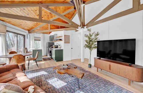 Long Pond Cabin | Emerald Lake Modern Treehouse | Firepit