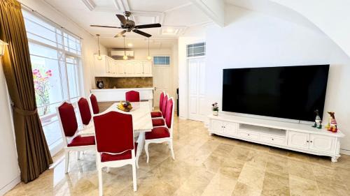 Siligita Villa | Emerald Luxury & Comfort Villa in Nusa Dua