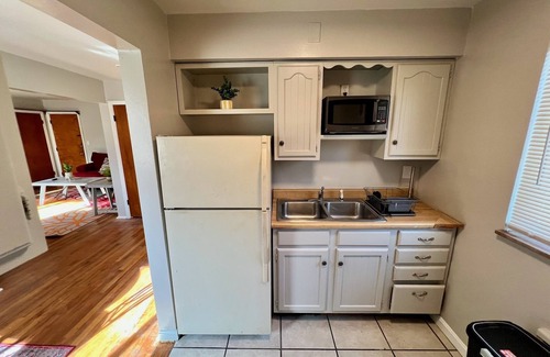 West Price Hill Apartment | Emerald Oasis 1 Bedroom Apartment 13 Minutes to Downtown