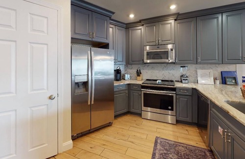 Miramar Beach Condo | “Emerald SeaZ” – 2BR with Gulf Views, Beach Service & Pup-Friendly!