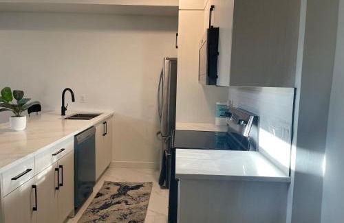Lynnwood Ridge Apartment | Emerald Suite with 2 beds - 10 minutes from downtown