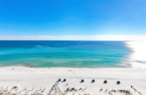 Destin Apartment | Emerald Towers 1203 Aqua Vista Getaway