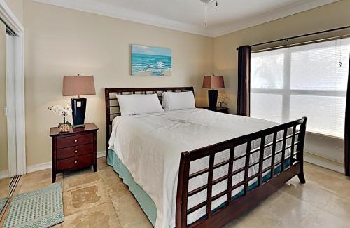 Frangista Beach Apartment | Emerald Waters #104