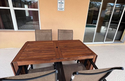 West Kissimmee House | Emeralds family getaways