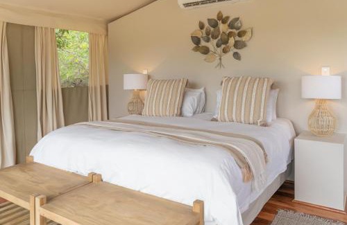 Maruleng Cabin | Emhosheni River Lodge